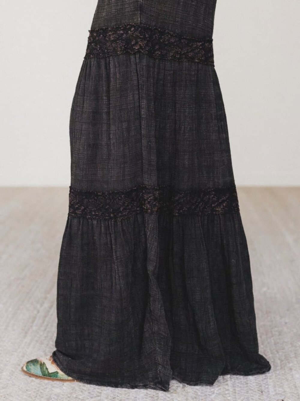 NWOT Oli & Hali Tiered Wide Leg Goth Lace Boho Smocked Pants - Picture 3 of 10